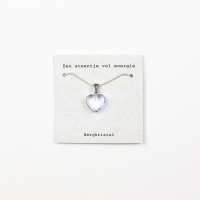 ketting_met_bergkristal_hartje