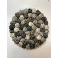 klankschaal-onderzetter-viltenbolletjes-10cm-diversen-grijstinten