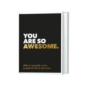 hardcover_giftboek_you_are_so_awesome_schuin_van_voren