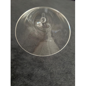 heldere-kristallen-kelk-f-30cm-kwartskristal-klankschaal-met-handgreep-detail-bovenkant