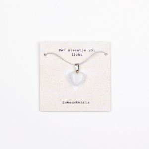 ketting_met_sneeuwkwarts_hartje