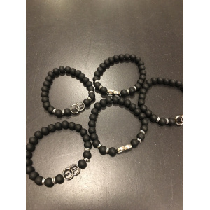 shungiet-armband-met-ringetjes_4
