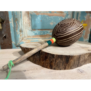 sjamaanratel_shipibo_maraca_wingo_peruaanse_ratel_groot_3