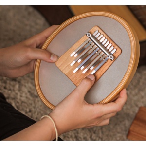 hokema-sansula-duimpiano-bespelen_191421111