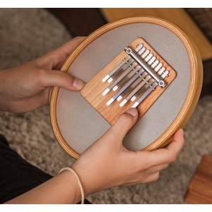 hokema-sansula-duimpiano-bespelen_863620902