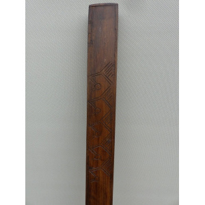 regenstok_rainstick_100cm-a-detail_hout-vierkant-donker